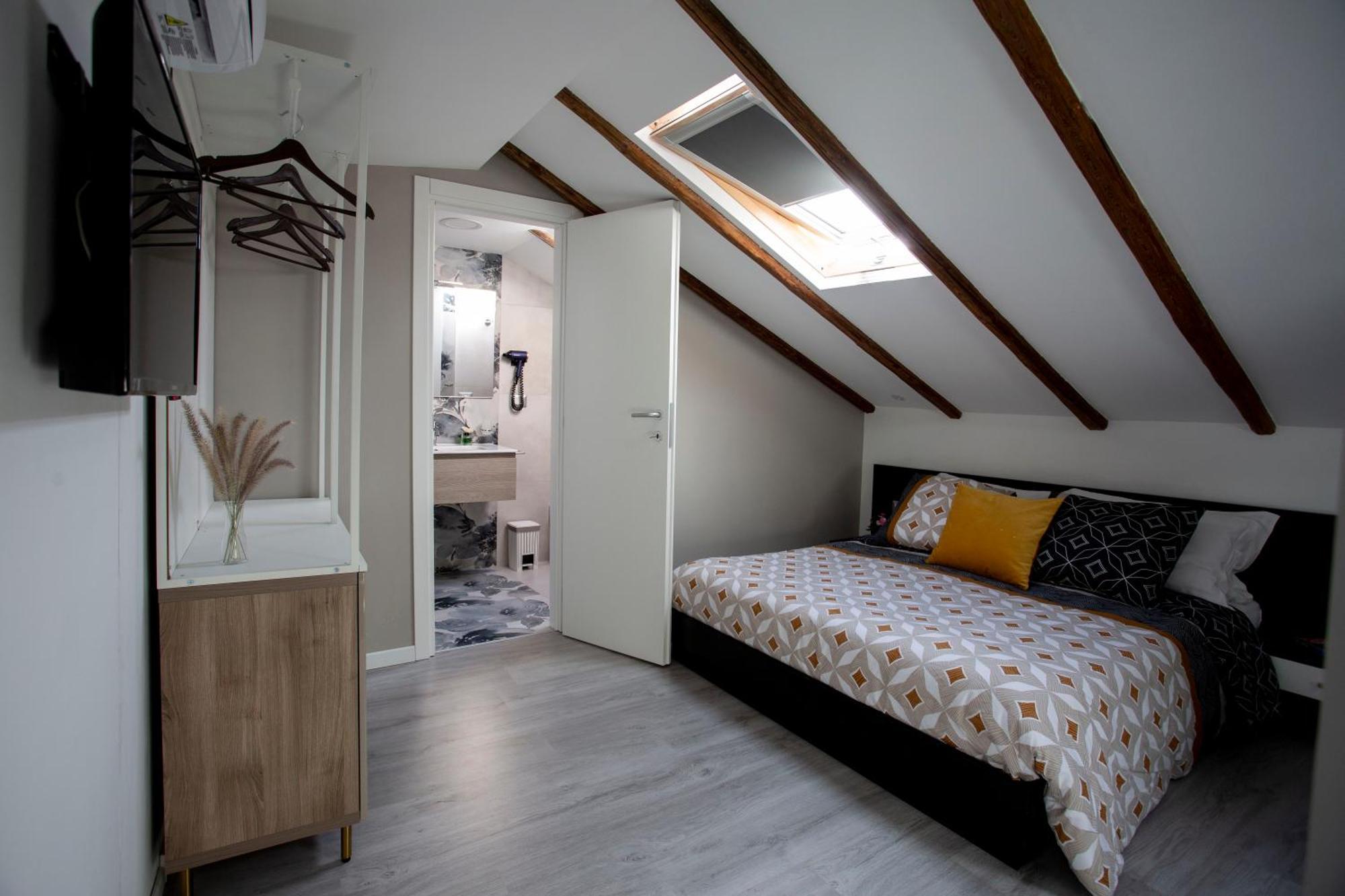 Domus 25